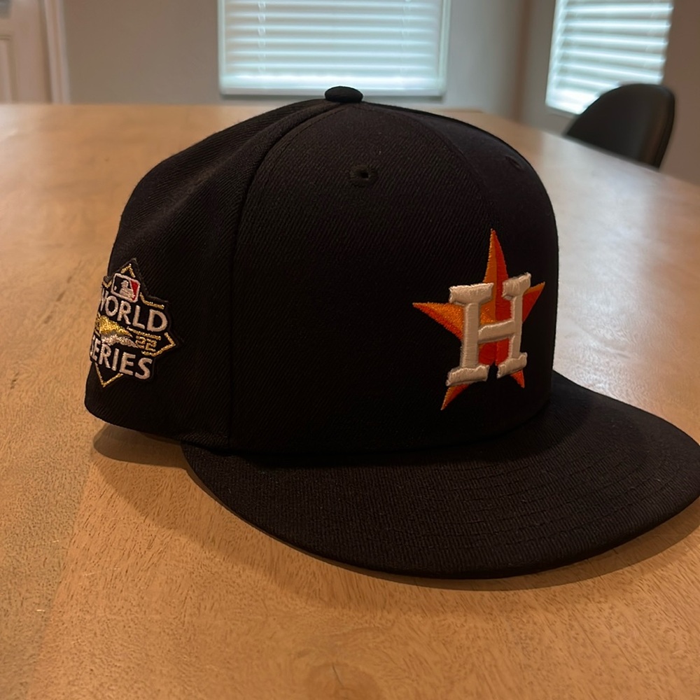 Men’s Astros WS hat Size 7